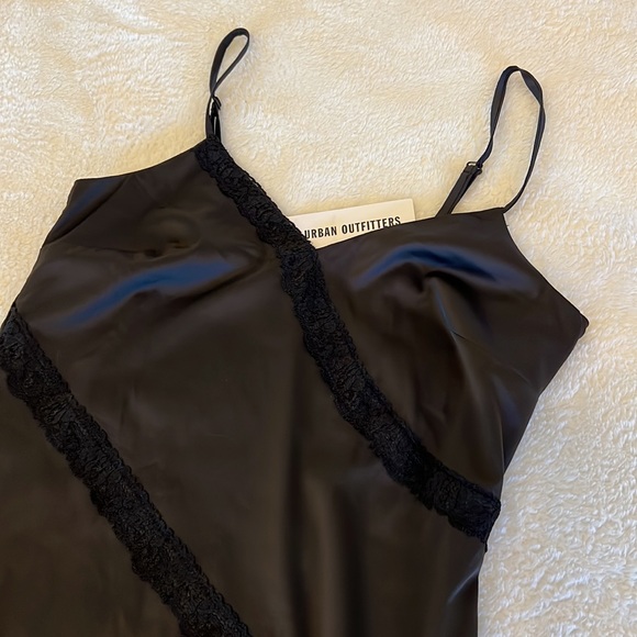 Satin Little Black Dress Mini LBD Lace Detail Spaghetti Strap V-Neck Medium M - Picture 6 of 8